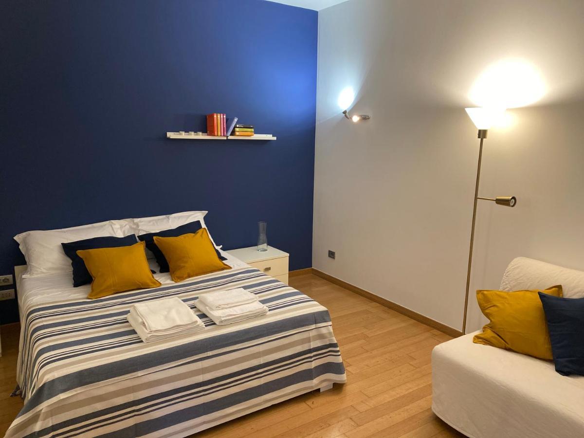 Chiara Guest House 34 - M4 Metro Blu Milan Luaran gambar